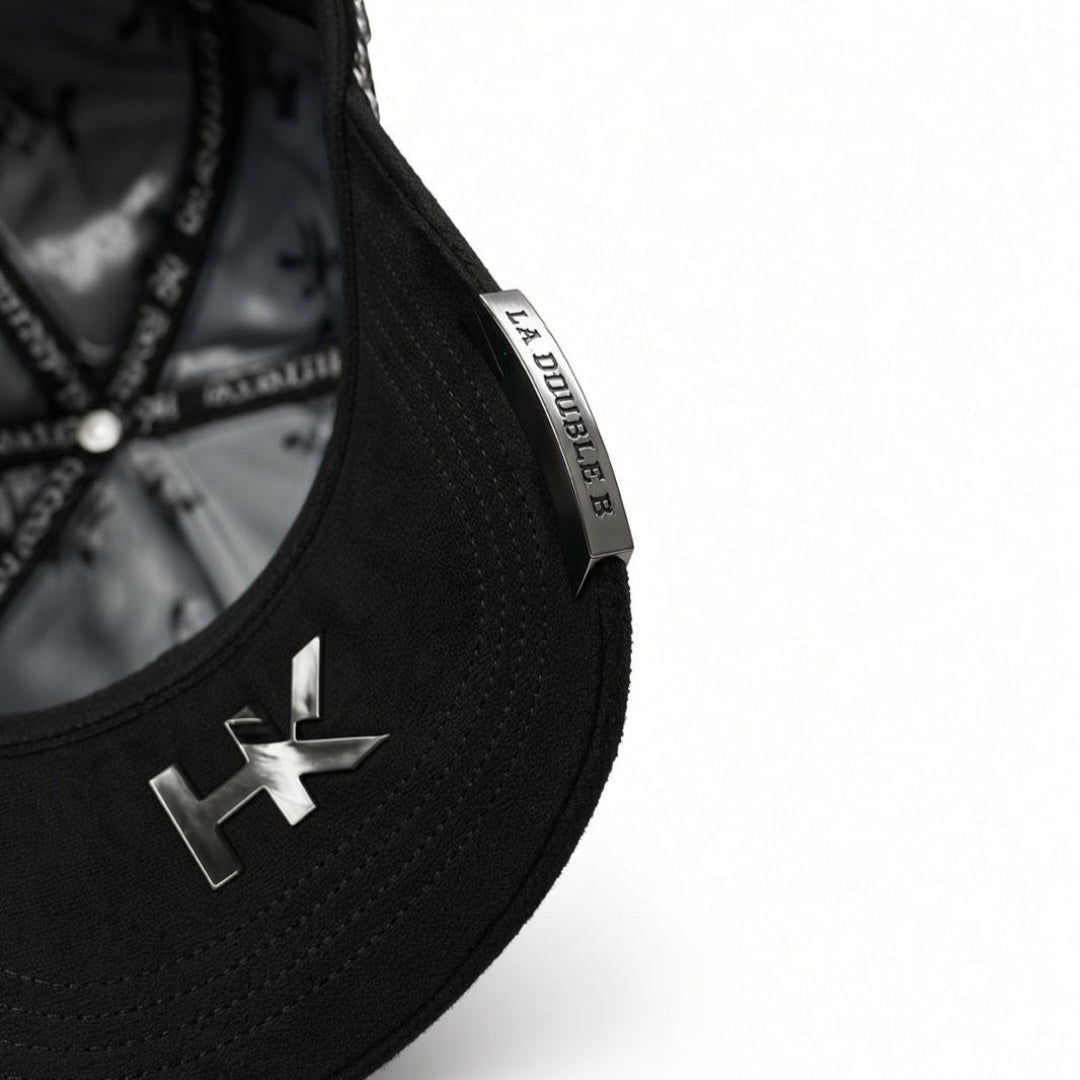 Chrome Bendecido Black